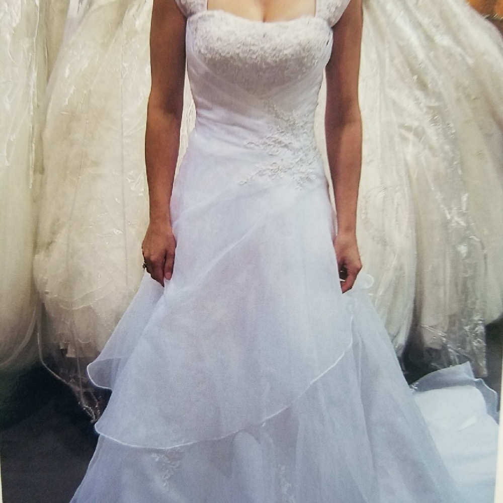 Wedding dress